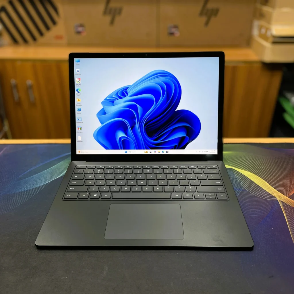 Microsoft Surface Laptop 3 Core i7 10th Gen 16GB RAM 512GB SSD Touchscreen Laptop