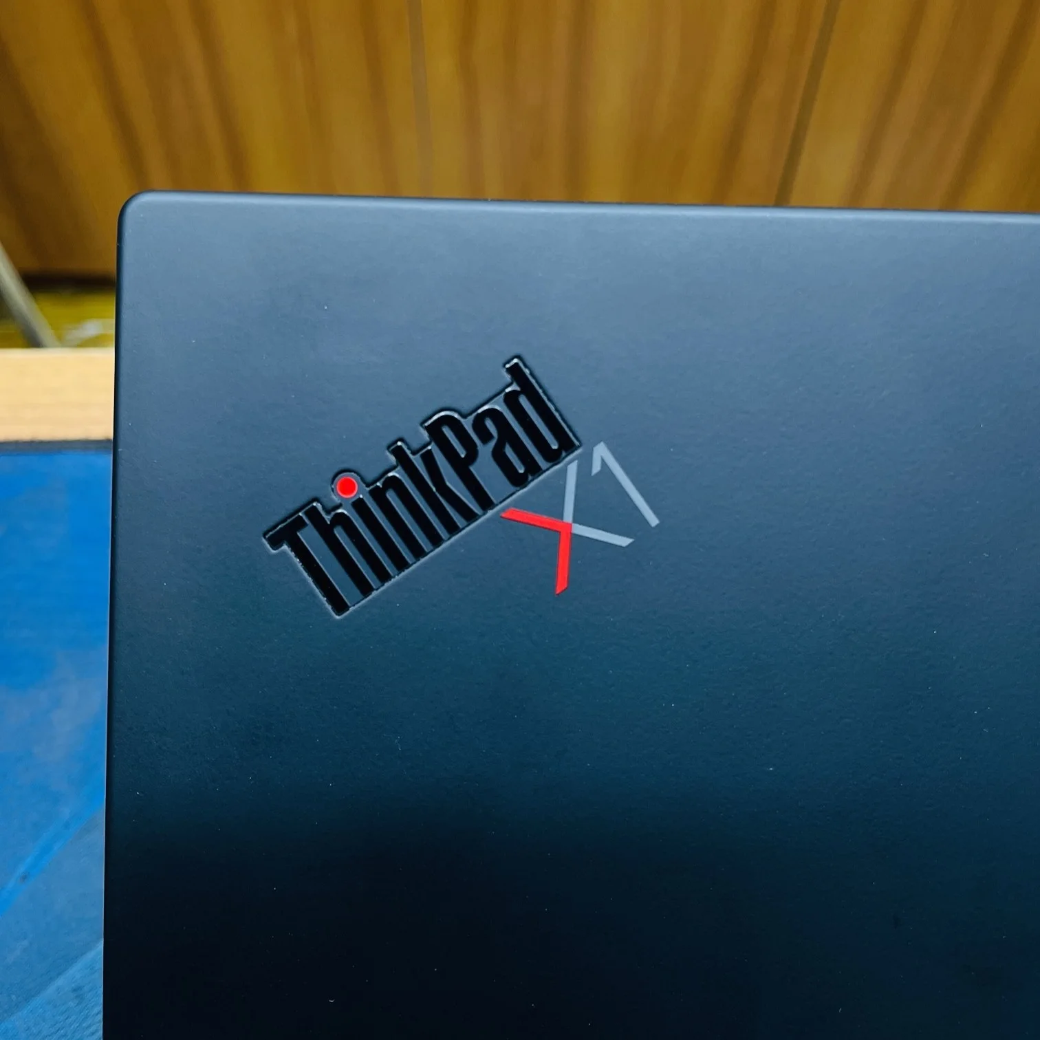 Lenovo ThinkPad X1 Carbon Gen 8 (Core i5 - 10th Gen) - Image 7