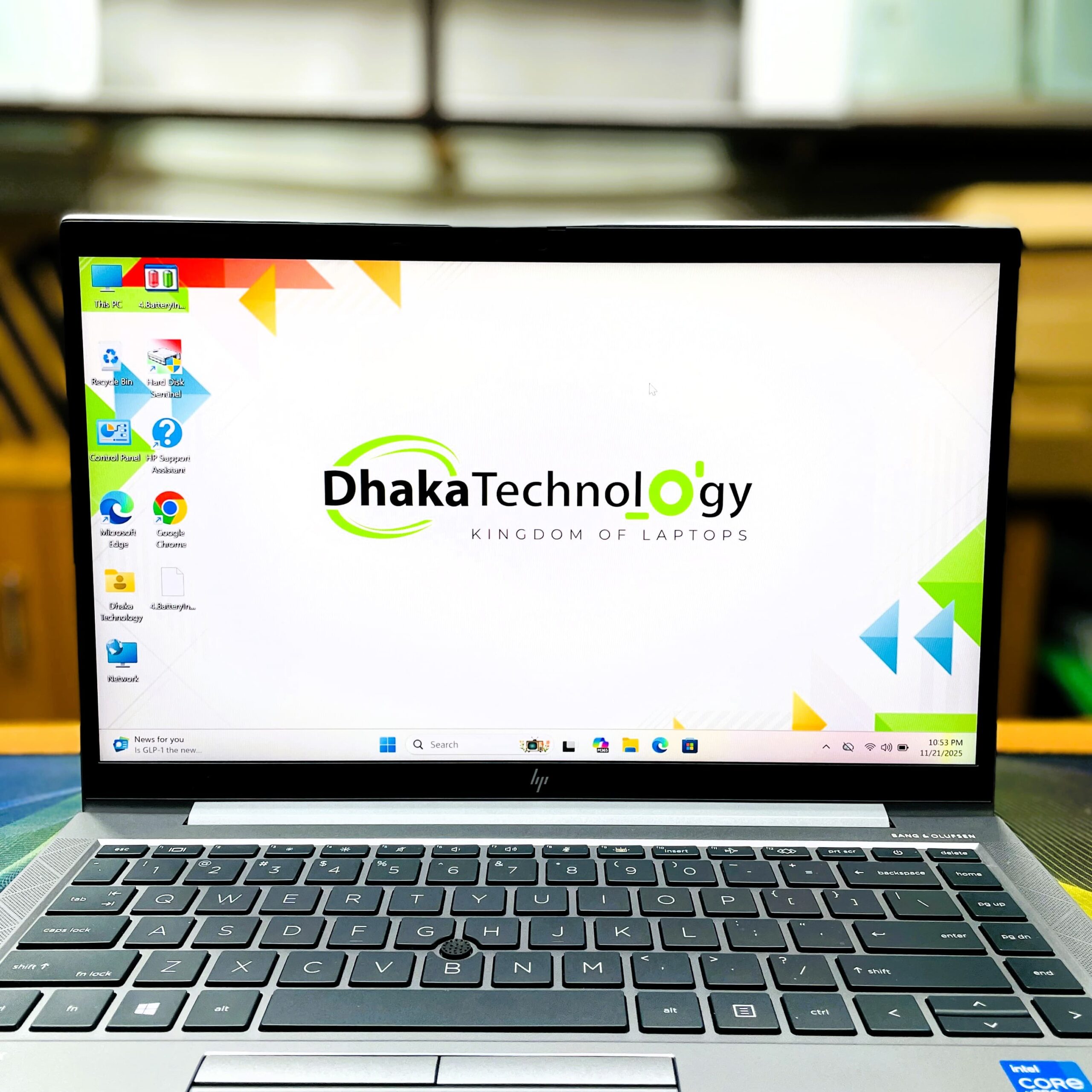 HP ZBook Firefly 14 G8 – Core i5 1145G7 (11th Gen) | Mobile workstation Laptop - Image 2