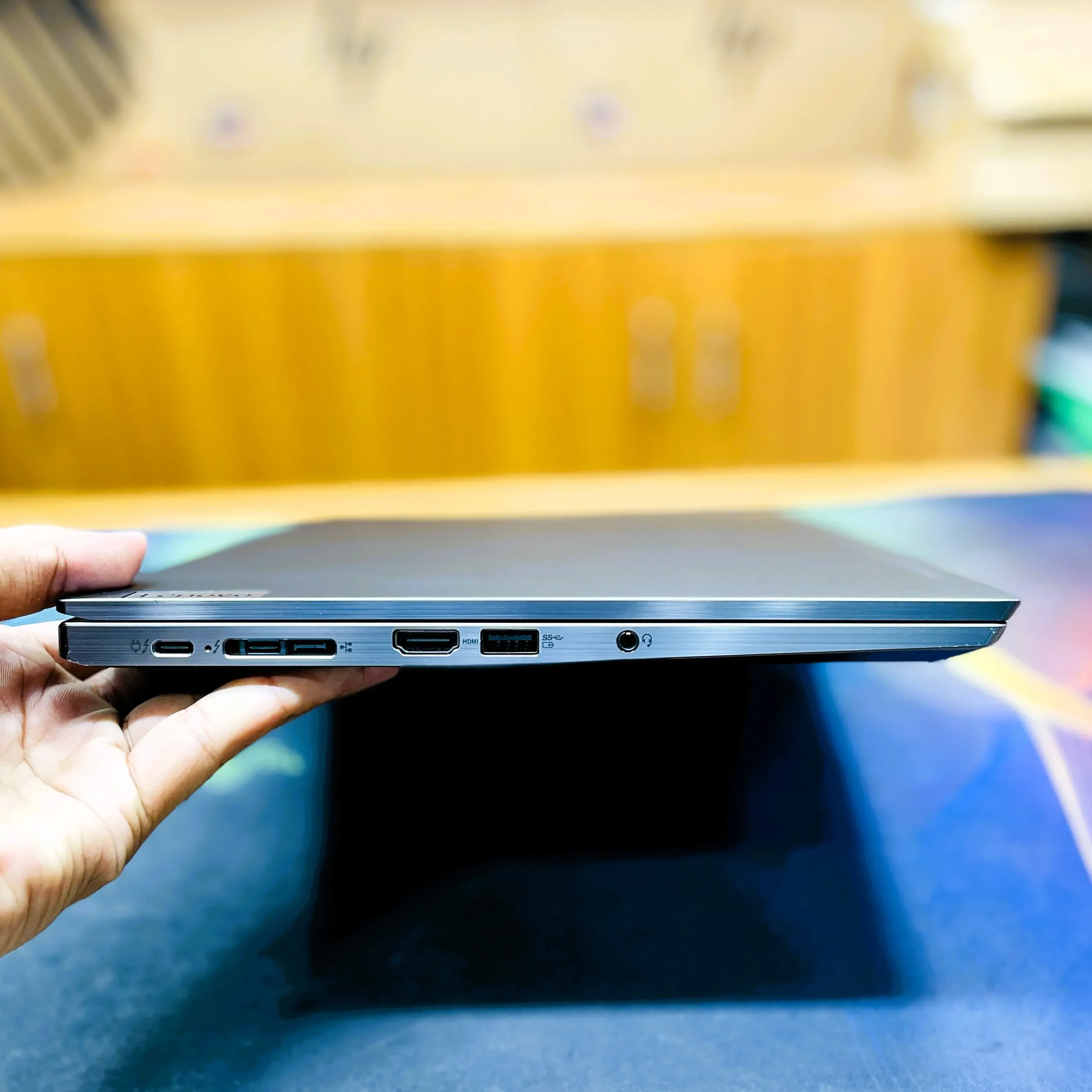 Lenovo ThinkPad T14s Gen 2 – Intel Core i5 - 11th Gen - Image 7